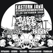 tumor ganas / busuk / grotesque