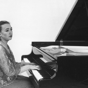 Viktoria Postnikova, Piano