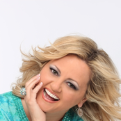 vicki yohe