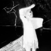 Ballerina who overcame gravity and turned into a bird - EP