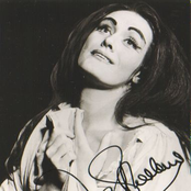 Dame Joan Sutherland [soprano]