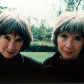 Kate & Anna Mcgarrigle