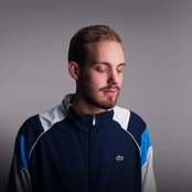 san holo