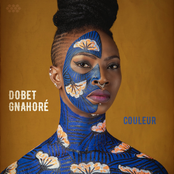 Dobet Gnahore: Couleur