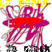 LA CARLY CON LA GLOCK