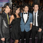 Demi Lovato & Jonas Brothers