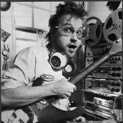 r. stevie moore