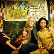 Deva Premal & Miten With Manose