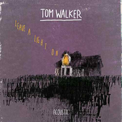 Tom Walker: Leave a Light On (Acoustic)