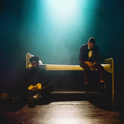 Yksinäistä (feat. ibe)