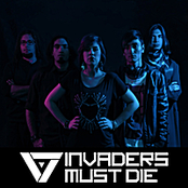 invaders must die