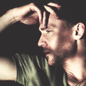 Tom Hiddleston