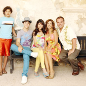 wizards of waverly place