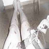 Snor: leaking red glitter