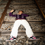 ich würde gerne verschwinden, doch ich weiß nicht, wem ich es sagen soll