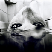 I DONT WANNA FEEL LIKE THIS
