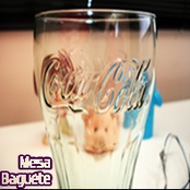 Coca Cola, Mesa e Baguéte