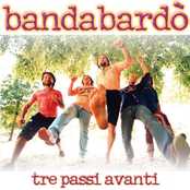 Tre Passi Avanti by Bandabardò