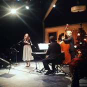 Feels Like Christmas, Live