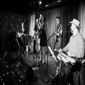 Erika Lewis: Waiting For Stars