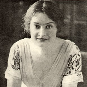 nora bayes