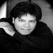 I Wonder Who's Kissing Her Now - Single