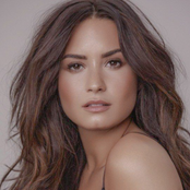 Demi Lovato - Topic
