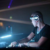 Headhunterz