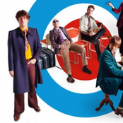 The Revolvers: Punk Chartbusters Vol 4