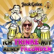Ich trinke mit meinen Freunden