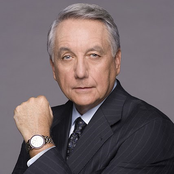 bob gunton