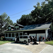 Heavytrip/Local Ski Lodge Split