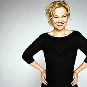 Caroline Rhea