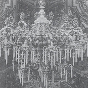 Un Chand Pyramidelier