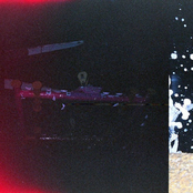 Je Suis Belle et Infinie