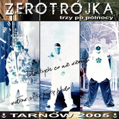 TRZY PO PÓŁNOCY
