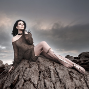 LA MIA STORIA TRA LE DITA / All Versions