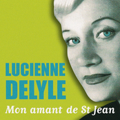 Un Ange Comme ça by Lucienne Delyle