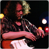 Mutsuhiko Izumi