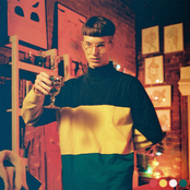 Gus Dapperton: I'm Just Snacking