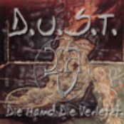 Die Hand Die Verletzt