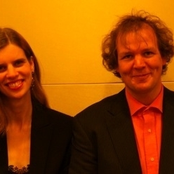 Jeroen Van Veen (piano), Sandra Van Veen (piano/electric Piano)