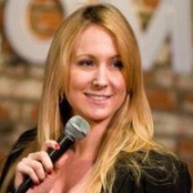 nikki glaser