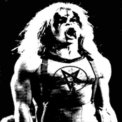 split with Kata Sarka