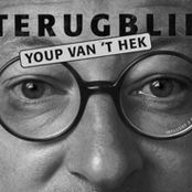 Meneer De Vries Is Dood by Youp Van 't Hek