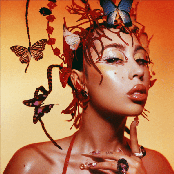 Kali Uchis: Red Moon in Venus