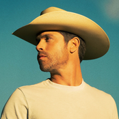 Dustin Lynch: Blue In The Sky