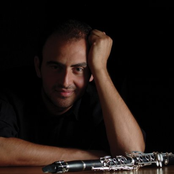 kinan azmeh