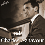 Sa Jeunesse Entre Ses Mains by Charles Aznavour