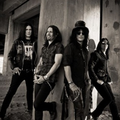 slash feat. myles kennedy and the conspirators